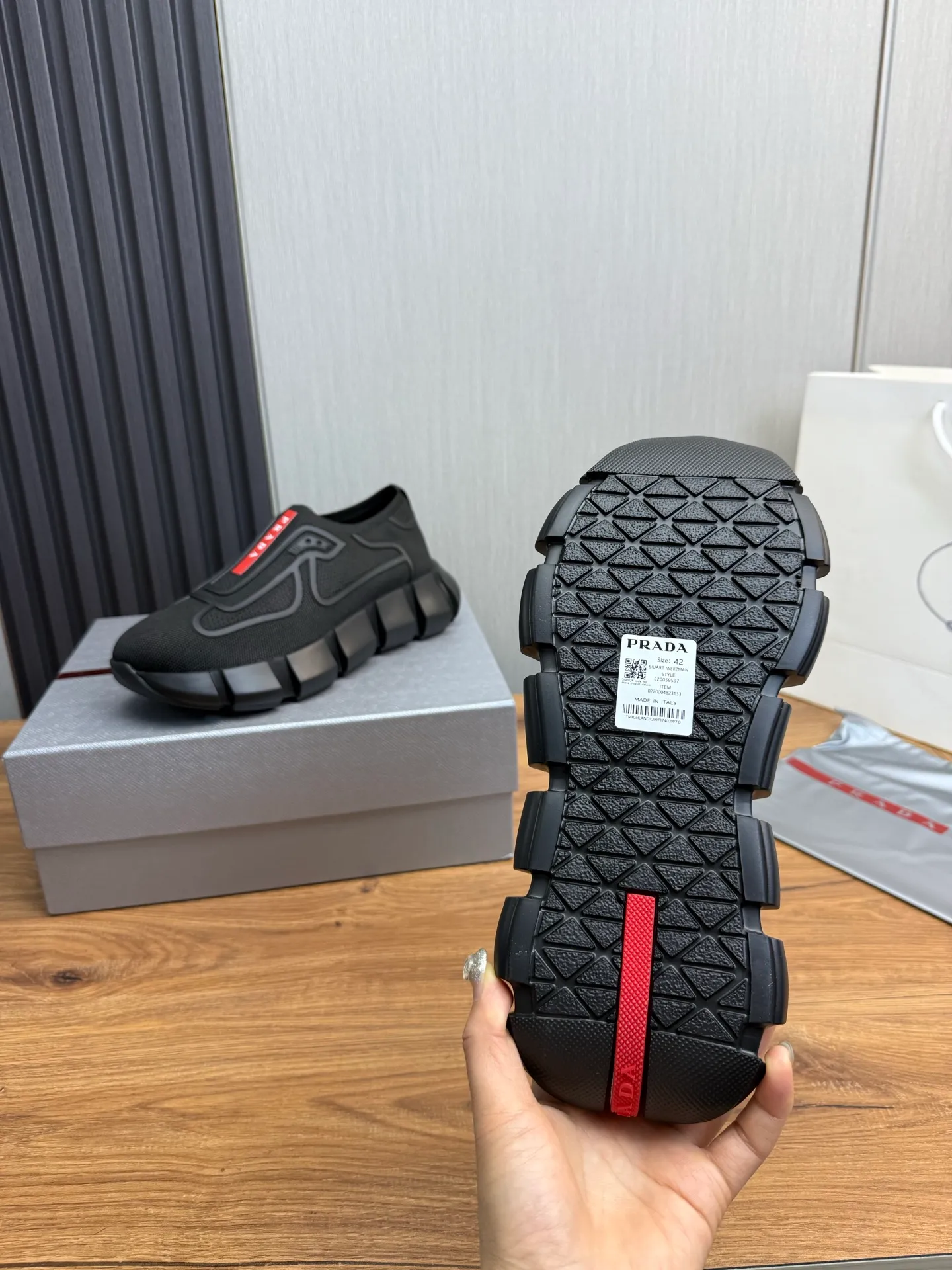 Men's shoes 💰580💰 [PRADA] Popular men's shoes shipped 👏Official website synchronized ⬆️Original fly-woven fabric + cowhide lining, 1⃣️:1⃣️reproduction, original sole, 38-45 (45. Customized, non-refundable)